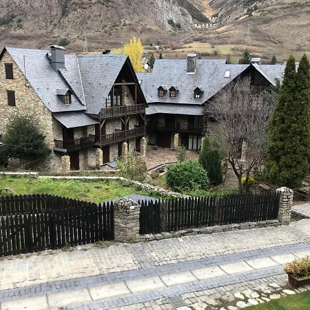 Casa Aranesa Daire *